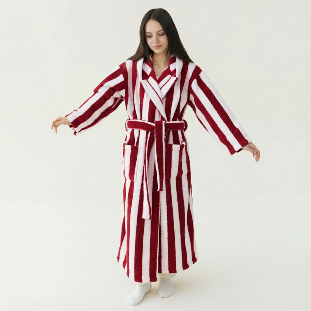 The Cloud Cocoon: Hooded bathrobe
