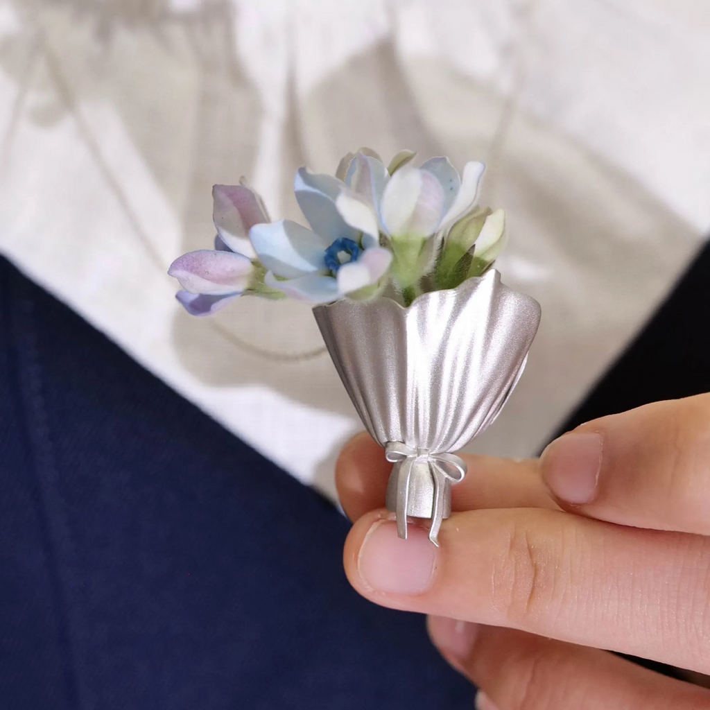 The "Living Bouquet" Brooch