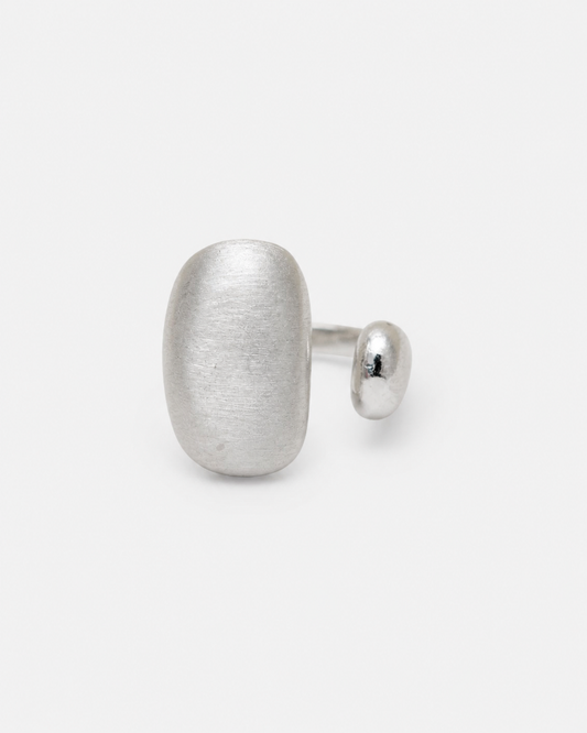 Silent Orbit Ring