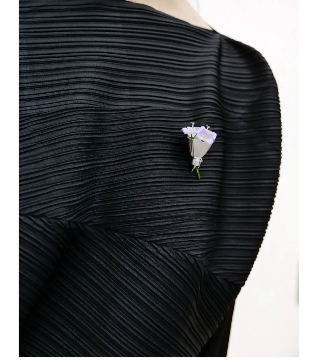 The "Living Bouquet" Brooch