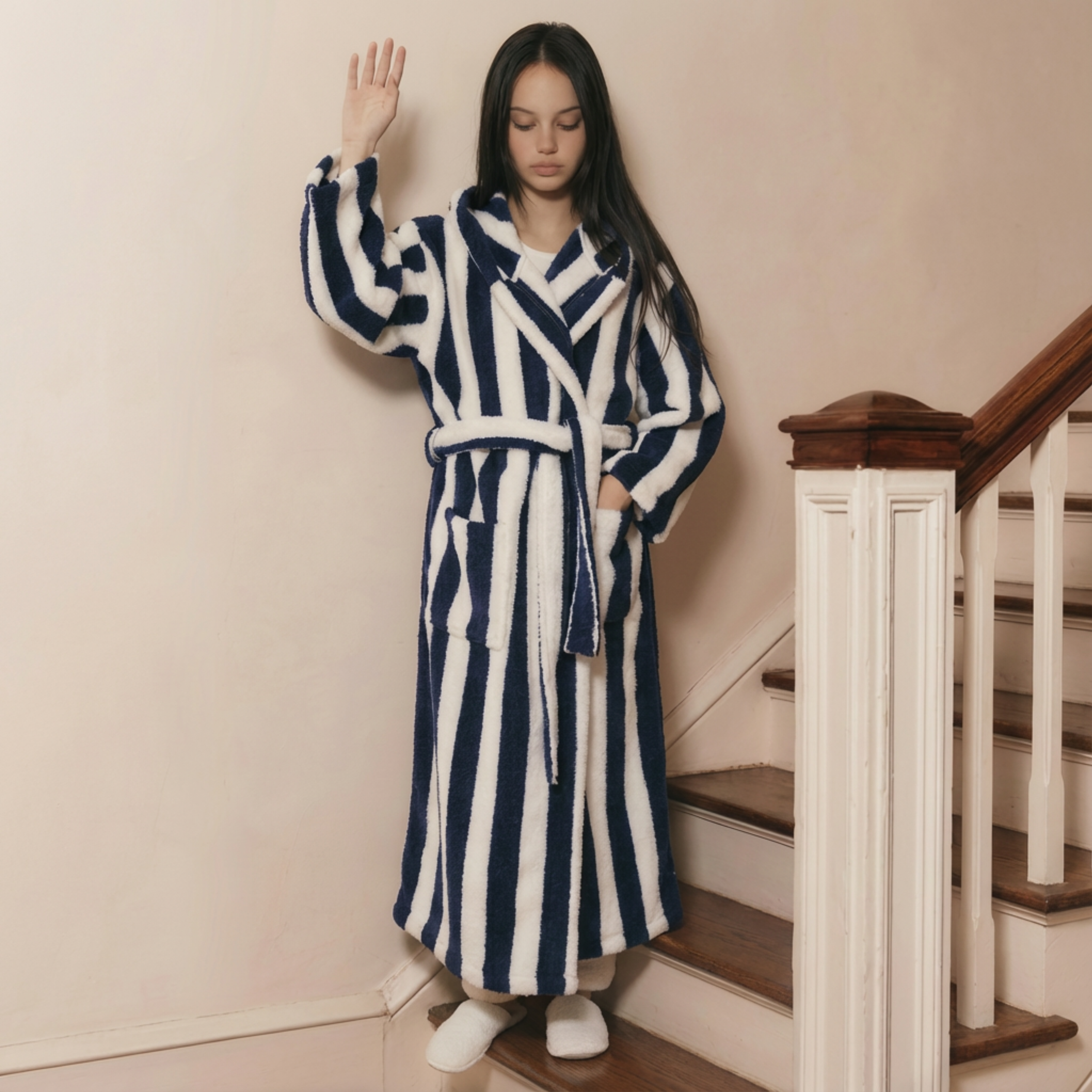 The Cloud Cocoon: Hooded bathrobe