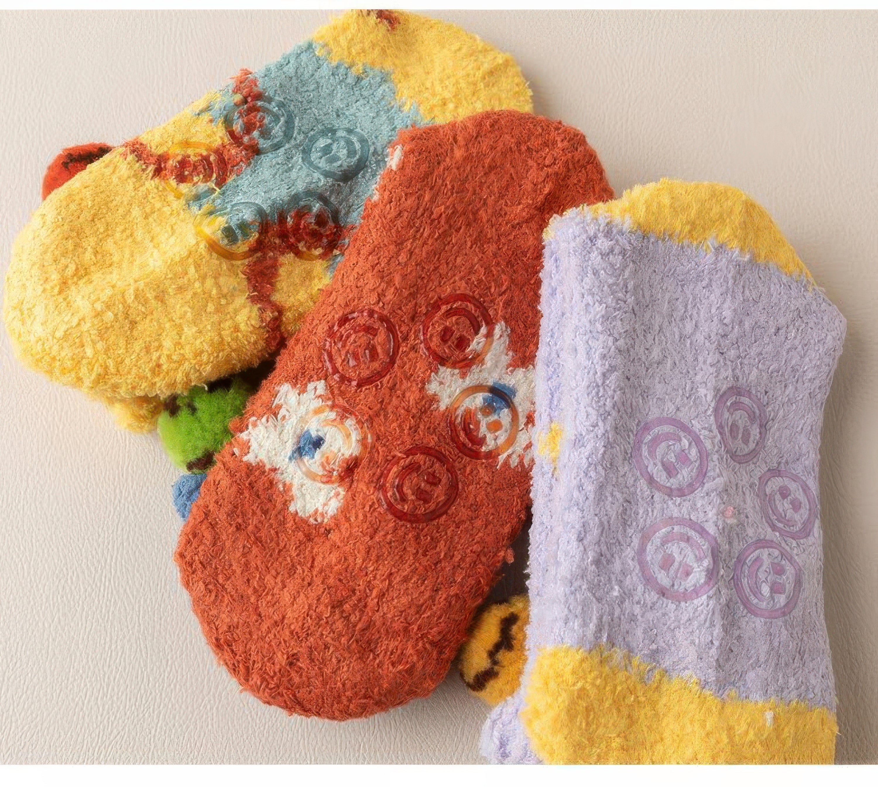 Coral fleece socks - Smiley face