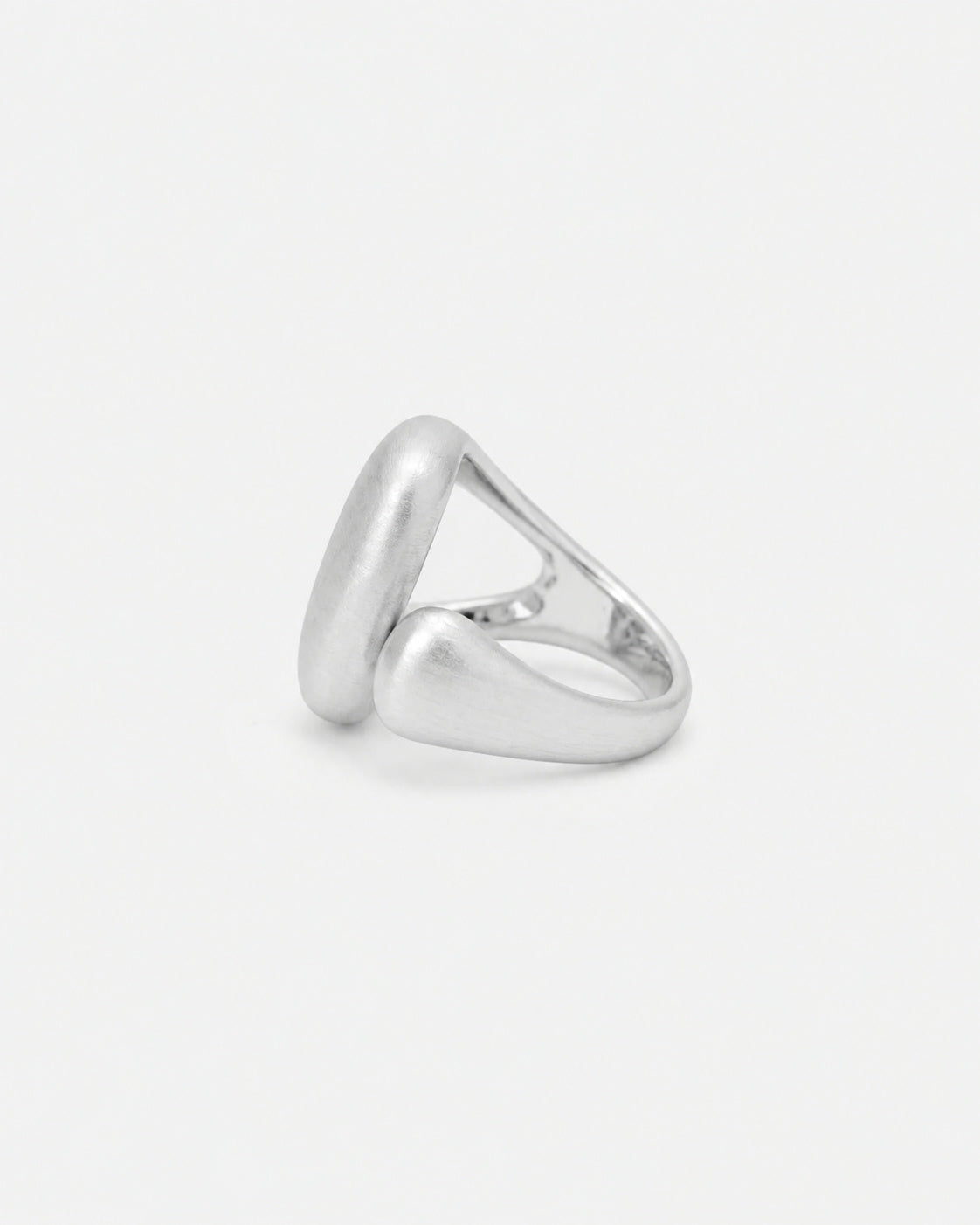 Silent Orbit Ring